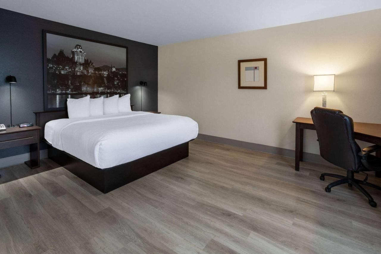 Super 8 By Wyndham Quebec City Quebeque Exterior foto