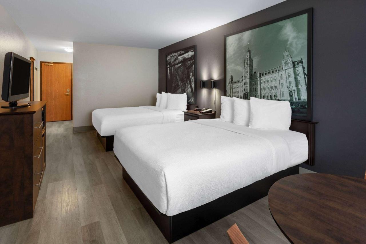 Super 8 By Wyndham Quebec City Quebeque Exterior foto